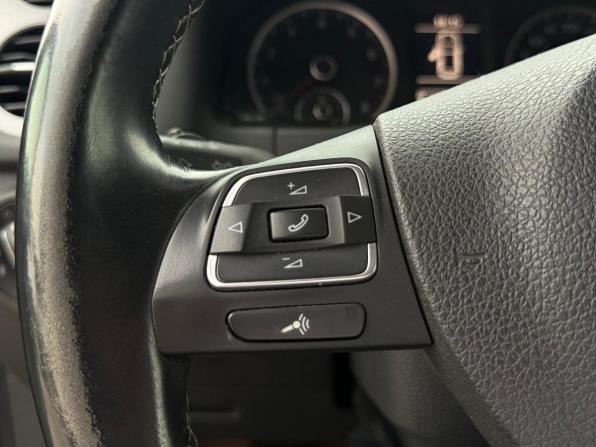 Volkswagen Tiguan I Рестайлинг с пробегом 2015 года, цена 1 365 000 рублей, 137000 км, внедорожник, Автокод Объявления