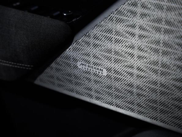 Land Rover Range Rover Velar I с пробегом 2018 года, цена 4 149 000 рублей, 72515 км, внедорожник, Автокод Объявления
