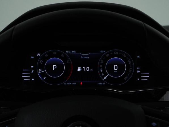 Skoda Superb IV с пробегом 2025 года, цена 4 249 055 рублей, 2936 км, лифтбек, Автокод Объявления