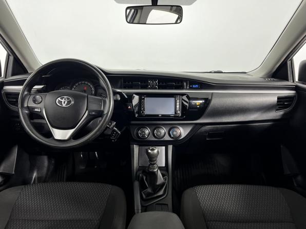 Toyota Corolla XI (E160 E170 E180) с пробегом 2014 года, цена 1 375 000 рублей, 155000 км, седан, Автокод Объявления