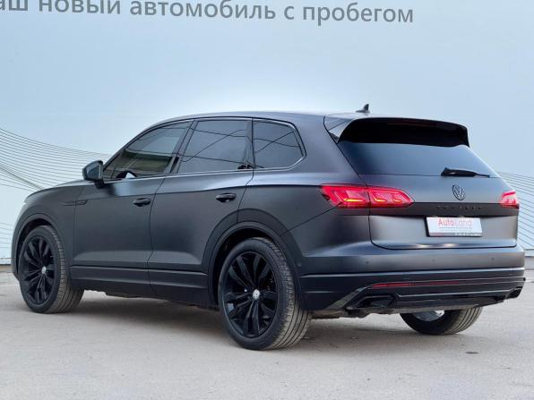 Volkswagen Touareg III с пробегом 2019 года, цена 5 970 000 рублей, 77294 км, внедорожник, Автокод Объявления