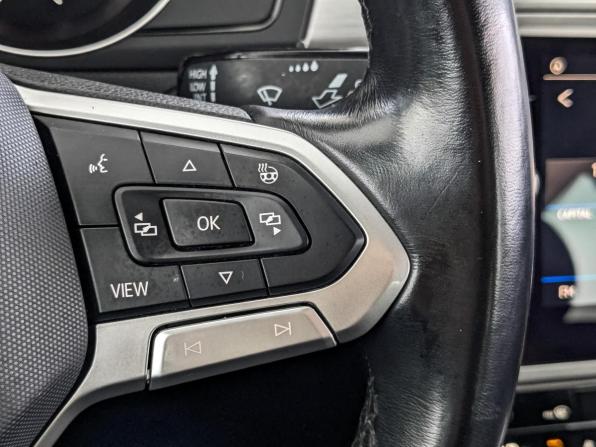 Volkswagen Passat B8 Рестайлинг с пробегом 2020 года, цена 2 390 000 рублей, 59401 км, седан, Автокод Объявления