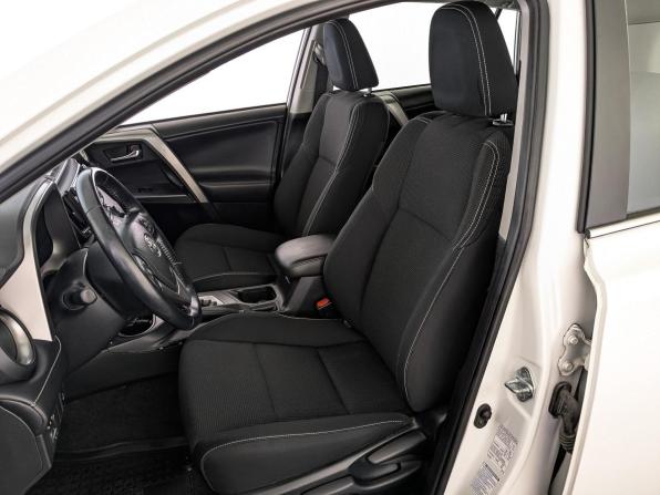 Toyota RAV4 IV (XA40) Рестайлинг с пробегом 2017 года, цена 2 550 000 рублей, 74828 км, внедорожник, Автокод Объявления