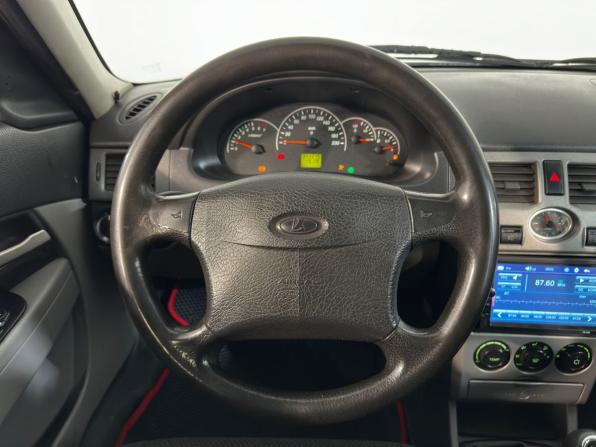 Lada (ВАЗ) Priora I с пробегом 2009 года, цена 209 900 рублей, 333213 км, хэтчбек, Автокод Объявления