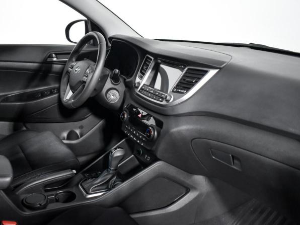 Hyundai Tucson III с пробегом 2017 года, цена 2 100 000 рублей, 68377 км, внедорожник, Автокод Объявления