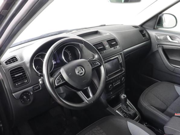 Skoda Yeti I Рестайлинг с пробегом 2018 года, цена 1 650 000 рублей, 91467 км, внедорожник, Автокод Объявления