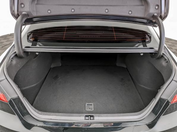 Toyota Camry VIII (XV70) с пробегом 2019 года, цена 2 650 000 рублей, 146409 км, седан, Автокод Объявления