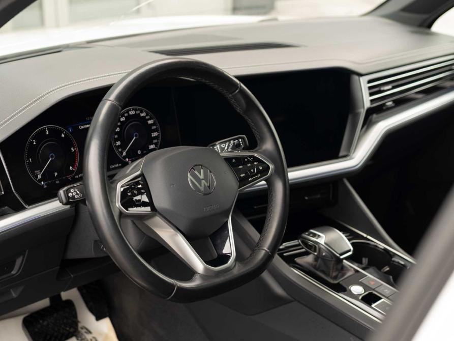 Volkswagen Touareg III Новосибирск  - изображение 11