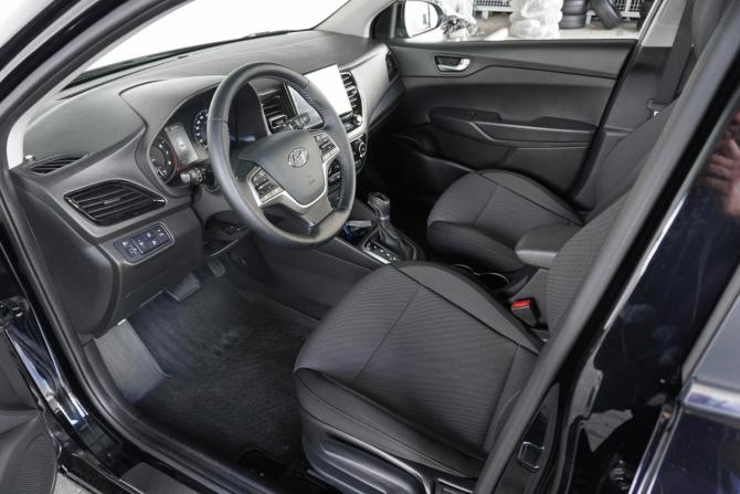 Hyundai Solaris II Рестайлинг с пробегом 2021 года, цена 1 850 000 рублей, 42317 км, седан, Автокод Объявления