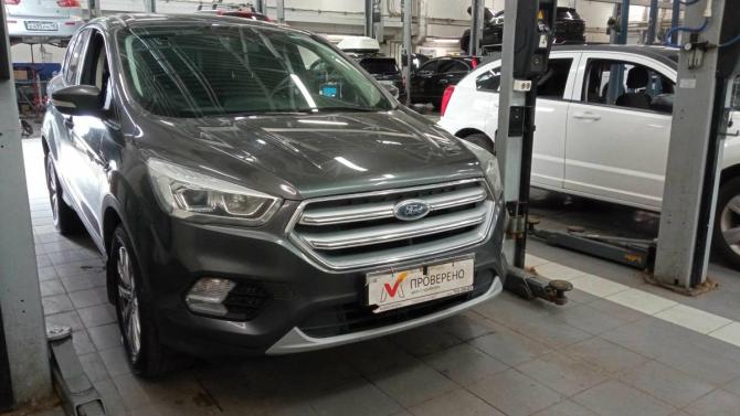 Ford Kuga II Рестайлинг с пробегом 2017 года, цена 1 650 000 рублей, 108212 км, внедорожник, Автокод Объявления