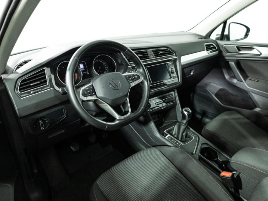 Volkswagen Tiguan II Рестайлинг Санкт-Петербург  - изображение 11
