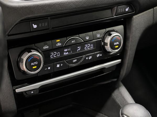 Mazda 6 III (GJ) Рестайлинг с пробегом 2016 года, цена 1 750 000 рублей, 188000 км, седан, Автокод Объявления