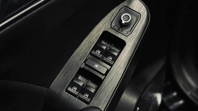 Haval Jolion I Рестайлинг с пробегом 2025 года, цена 1 843 000 рублей, 76600 км, внедорожник, Автокод Объявления