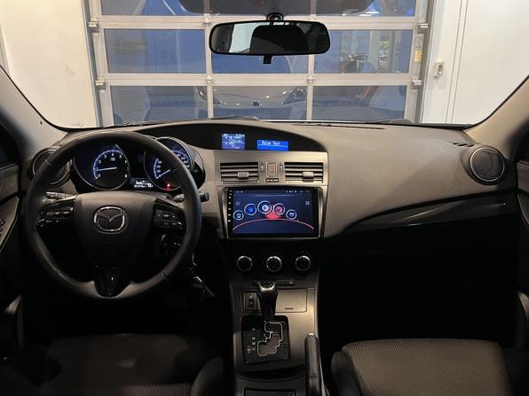 Mazda 3 II (BL) Рестайлинг с пробегом 2012 года, цена 955 000 рублей, 181376 км, седан, Автокод Объявления