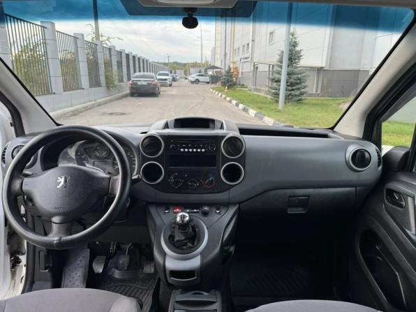 Peugeot Partner II с пробегом 2012 года, цена 455 000 рублей, 243734 км, фургон, Автокод Объявления
