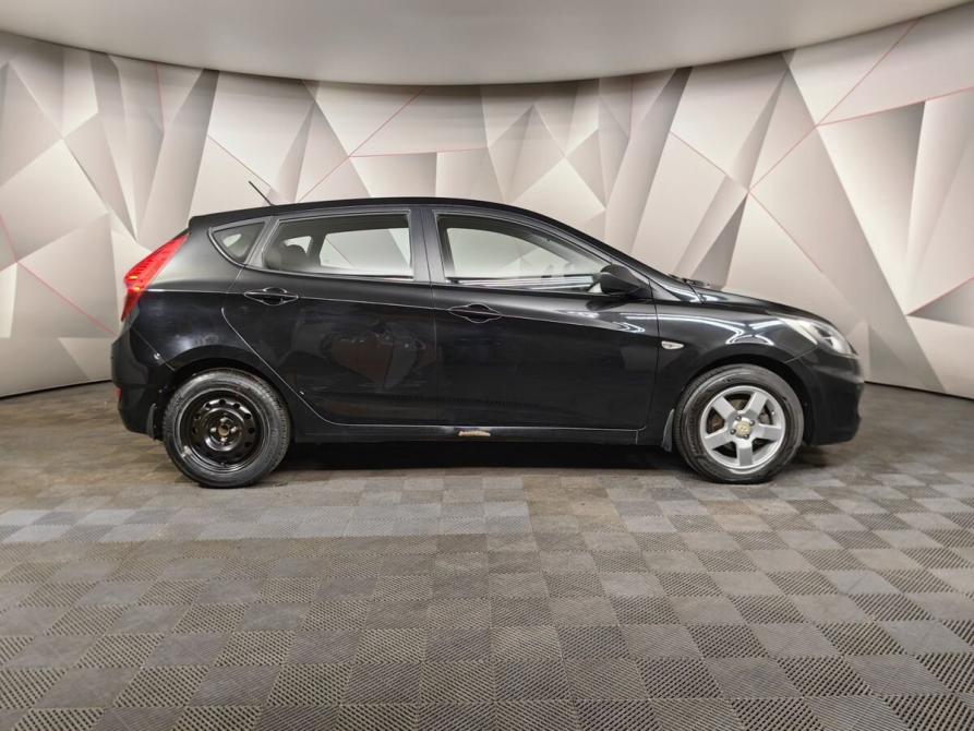 Hyundai Solaris I Москва  - изображение 6