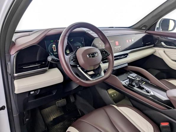 Geely Monjaro I с пробегом 2023 года, цена 3 460 000 рублей, 26928 км, внедорожник, Автокод Объявления