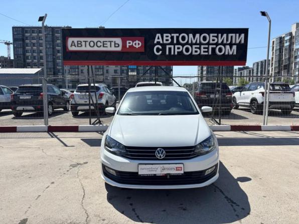 Volkswagen Polo V Рестайлинг с пробегом 2016 года, цена 1 054 102 рубля, 102332 км, седан, Автокод Объявления