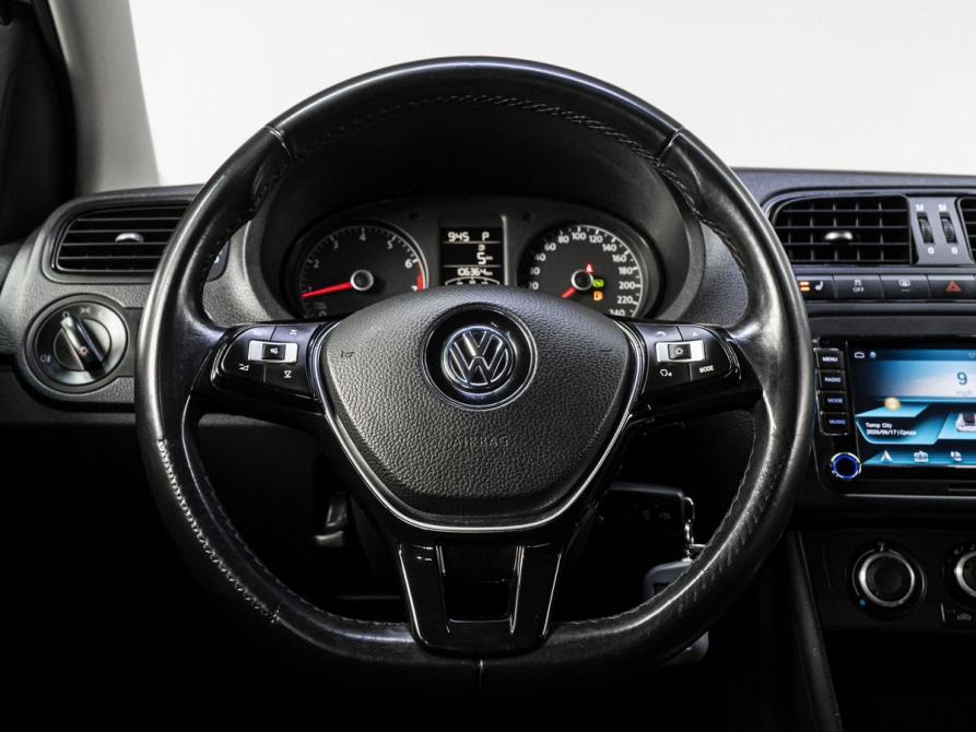 Volkswagen Polo V Рестайлинг Тюмень  - изображение 18