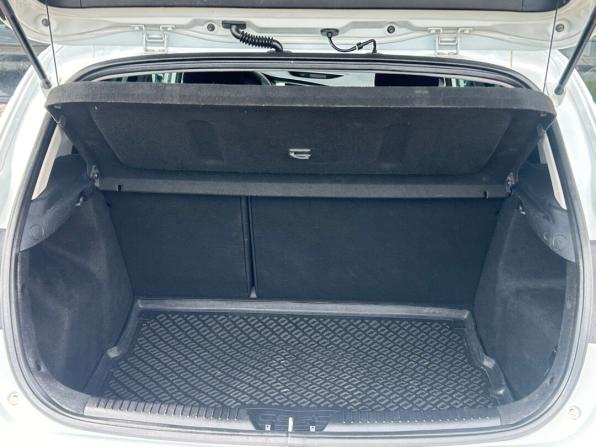 Kia Ceed II с пробегом 2013 года, цена 830 000 рублей, 154000 км, хэтчбек, Автокод Объявления