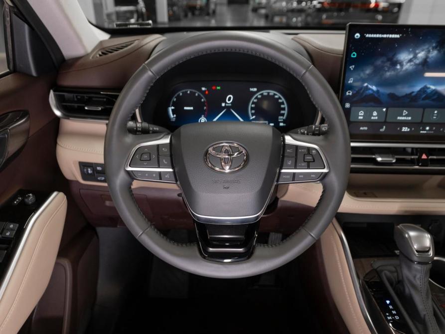 Toyota Highlander IV (XU70) Москва  - изображение 9