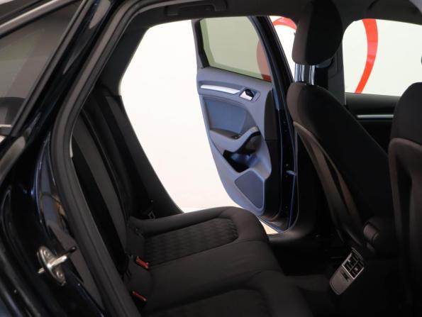 Audi A3 III (8V) с пробегом 2015 года, цена 1 750 000 рублей, 127403 км, седан, Автокод Объявления