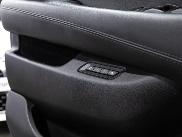 Cadillac Escalade IV с пробегом 2016 года, цена 3 649 989 рублей, 165142 км, внедорожник, Автокод Объявления