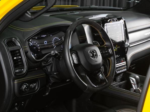 Ram 1500 V с пробегом 2023 года, цена 16 499 000 рублей, 30733 км, offers.body_type.unknown, Автокод Объявления