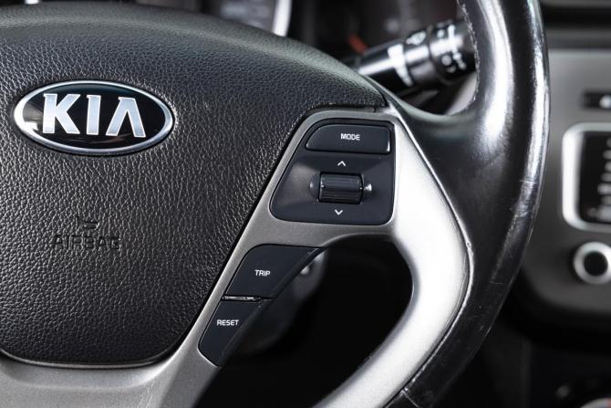 Kia Rio III Рестайлинг с пробегом 2016 года, цена 799 000 рублей, 183975 км, седан, Автокод Объявления