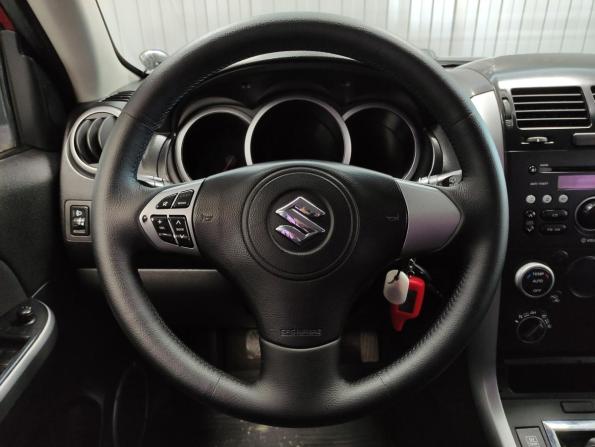 Suzuki Grand Vitara II Рестайлинг с пробегом 2011 года, цена 937 000 рублей, 148382 км, внедорожник, Автокод Объявления
