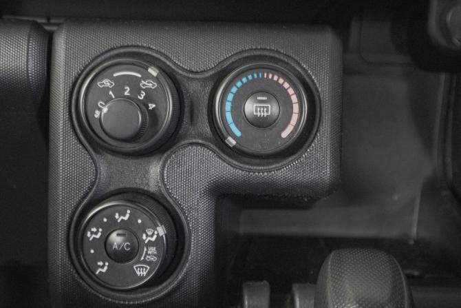 Toyota Probox I Рестайлинг с пробегом 2018 года, цена 1 099 000 рублей, 149000 км, универсал, Автокод Объявления
