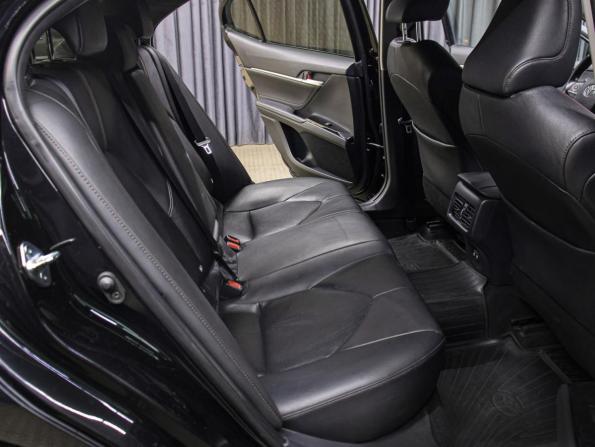 Toyota Camry VII (XV50) Рестайлинг 2 с пробегом 2018 года, цена 2 200 000 рублей, 146500 км, седан, Автокод Объявления