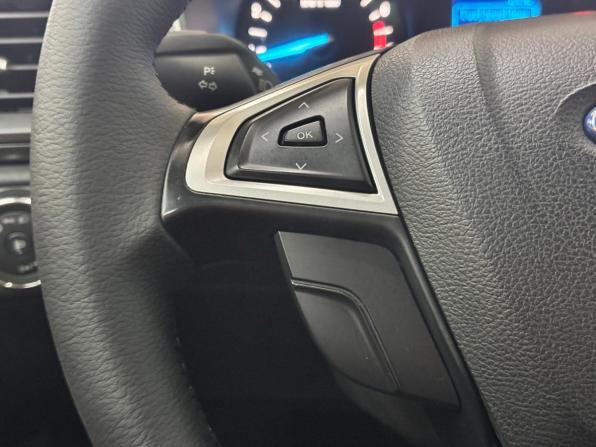 Ford Mondeo V с пробегом 2017 года, цена 1 449 000 рублей, 191174 км, седан, Автокод Объявления