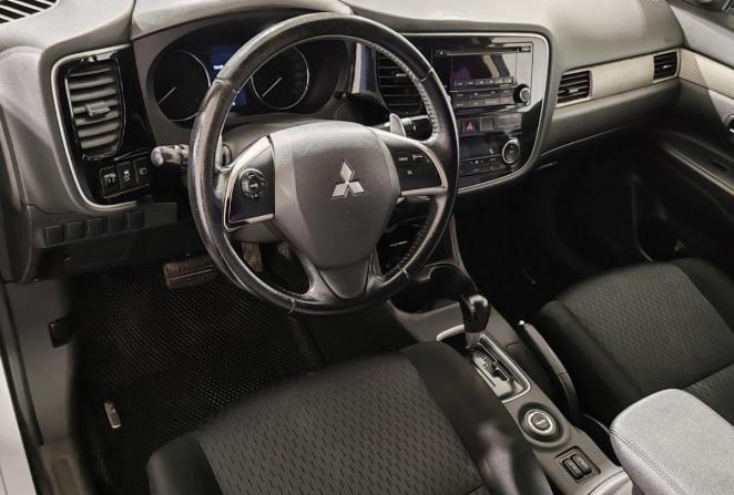 Mitsubishi Outlander II Рестайлинг с пробегом 2012 года, цена 1 160 000 рублей, 245547 км, внедорожник, Автокод Объявления