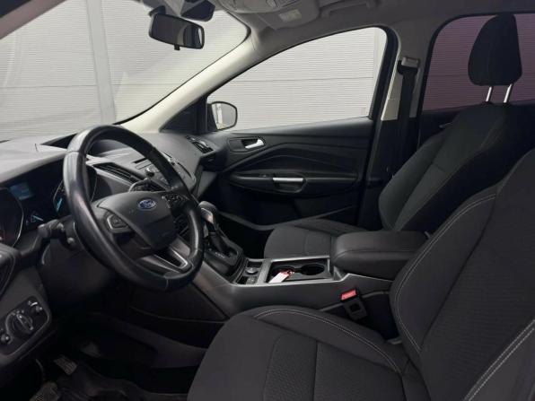 Ford Kuga II Рестайлинг с пробегом 2018 года, цена 1 790 000 рублей, 109436 км, внедорожник, Автокод Объявления