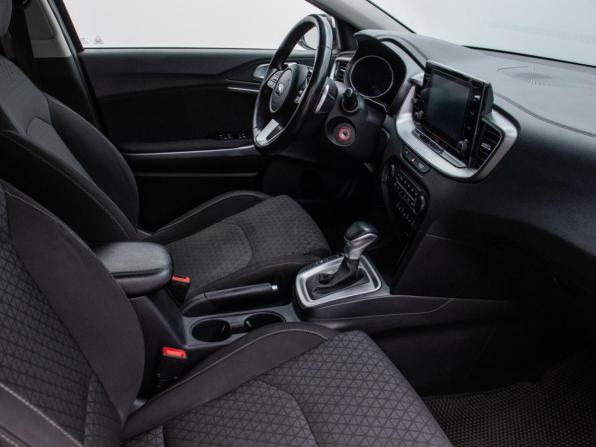 Kia Ceed III с пробегом 2020 года, цена 1 760 000 рублей, 122497 км, универсал, Автокод Объявления
