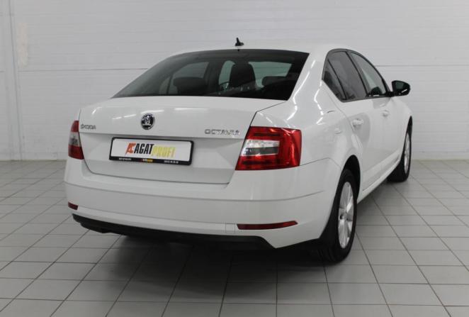 Skoda Octavia III (A7) Рестайлинг с пробегом 2018 года, цена 1 730 000 рублей, 88653 км, лифтбек, Автокод Объявления