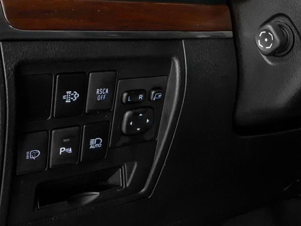 Toyota Land Cruiser 200 Series Рестайлинг 2 с пробегом 2015 года, цена 5 890 000 рублей, 121000 км, внедорожник, Автокод Объявления