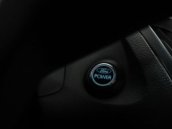 Ford Focus III с пробегом 2012 года, цена 969 000 рублей, 104000 км, седан, Автокод Объявления