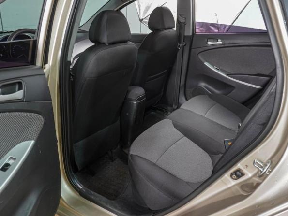 Hyundai Solaris I с пробегом 2012 года, цена 730 000 рублей, 197417 км, хэтчбек, Автокод Объявления