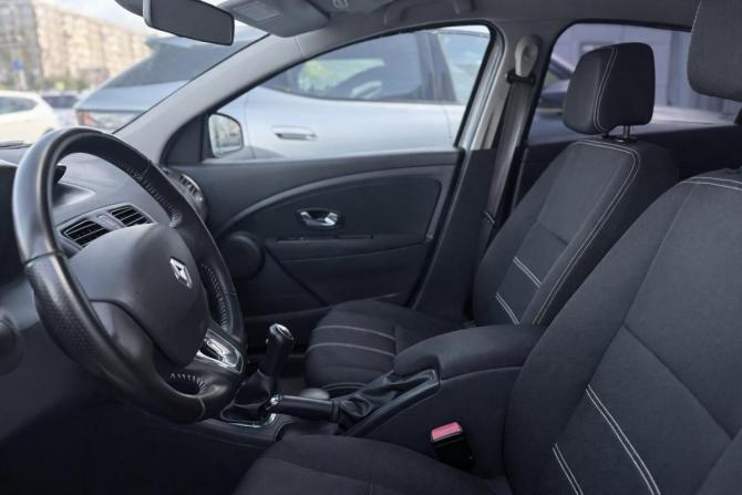 Renault Fluence I Рестайлинг с пробегом 2013 года, цена 632 000 рублей, 264693 км, седан, Автокод Объявления