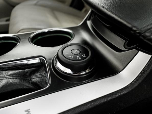 Ford Explorer V с пробегом 2012 года, цена 1 890 000 рублей, 210498 км, внедорожник, Автокод Объявления