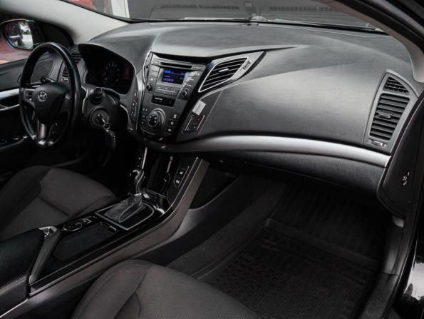 Hyundai i40 I Рестайлинг с пробегом 2015 года, цена 1 500 000 рублей, 131799 км, универсал, Автокод Объявления
