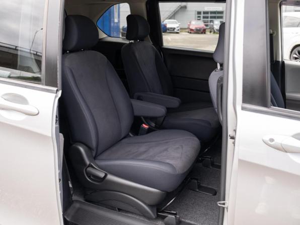 Honda Freed I с пробегом 2009 года, цена 999 000 рублей, 172928 км, компактвэн, Автокод Объявления
