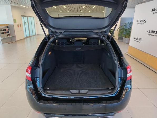 Peugeot 308 II Рестайлинг с пробегом 2018 года, цена 1 211 000 рублей, 142656 км, универсал, Автокод Объявления