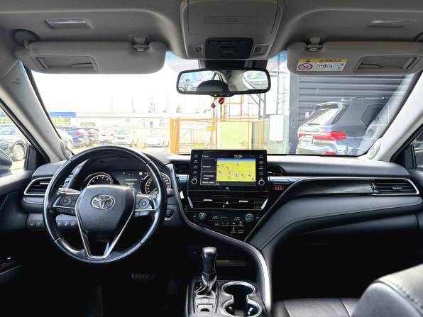 Toyota Camry VIII (XV70) Рестайлинг с пробегом 2021 года, цена 3 750 000 рублей, 56613 км, седан, Автокод Объявления