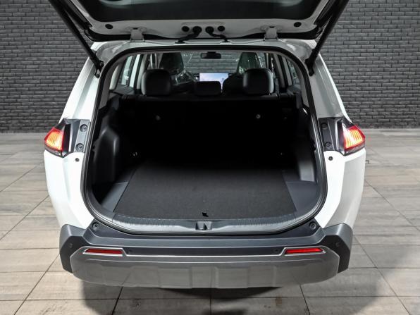 Toyota RAV4 VI (XA60) с пробегом 2026 года, цена 4 700 000 рублей, 18 км, внедорожник, Автокод Объявления