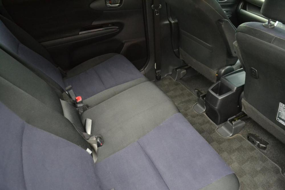 Toyota Wish II Рестайлинг Старый Оскол  - изображение 19