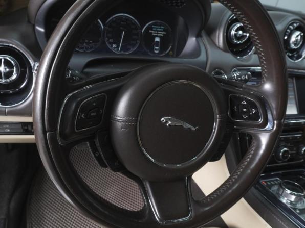 Jaguar XJ IV (X351) с пробегом 2011 года, цена 1 350 000 рублей, 238672 км, седан, Автокод Объявления