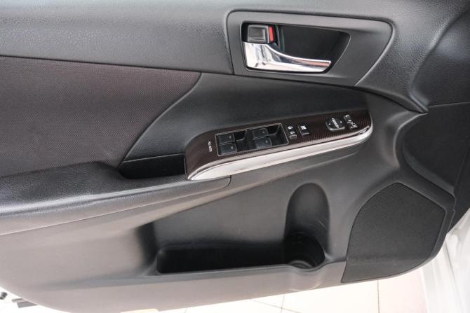 Toyota Camry VII (XV50) Рестайлинг с пробегом 2016 года, цена 1 649 000 рублей, 275000 км, седан, Автокод Объявления
